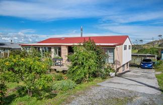 242 Portland Road, Portland