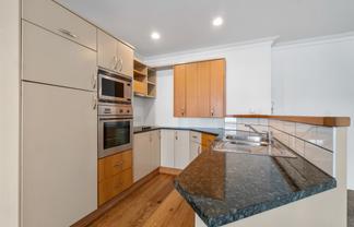 1K/118 Gladstone Road , Parnell