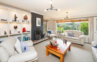 3 Lourie Way, Fitzherbert