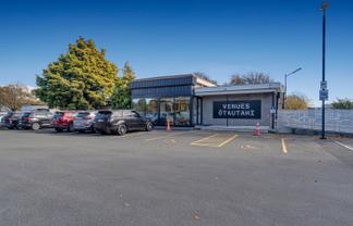 Modern Office Space with Ample Parking