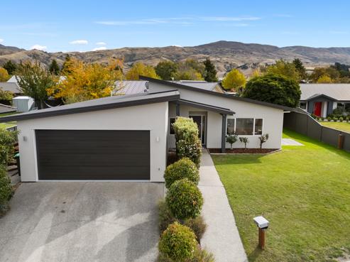 6 Crabbe Place, Cromwell