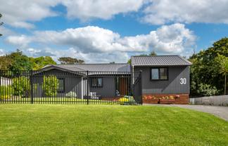 30 Bay Vista Drive, Red Beach