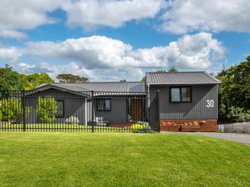 30 Bay Vista Drive, Red Beach