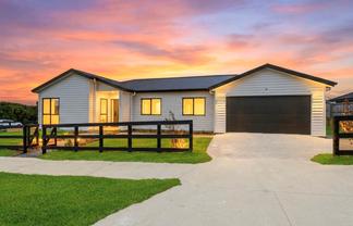 1 Waikohi Avenue, Glenbrook