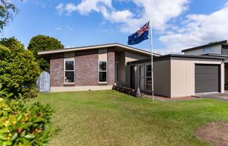 7 First View Avenue, Beachlands