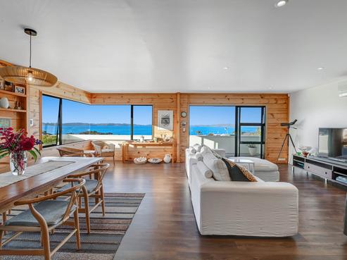 29 Mera Road, Algies Bay