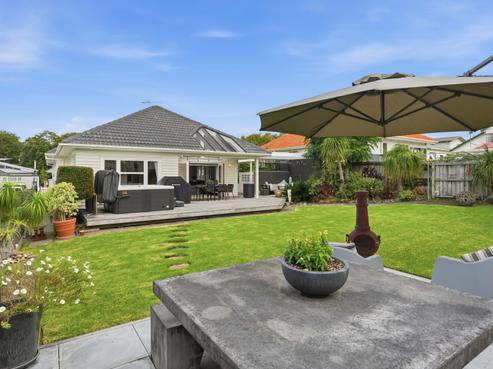 6 August Place, Greenlane