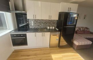 1/8 Bauchop Road, Waterloo