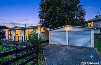 10 Walton Street, Red Beach