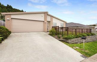 76 Staithes Drive North, Whitby