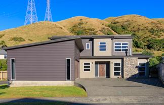 11 Yarnbrook Grove, Churton Park