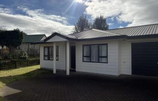 13 Robinson Terrace, Rangatira Park