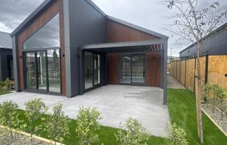 15 Hadley Place, Cromwell