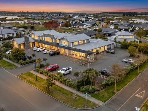 8 Tahuna Street, Pegasus