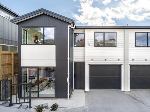 7B Maroubra Place, Botany Downs