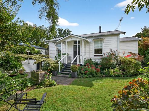 95 Watt Street, Featherston