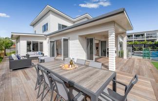 12 Liberty Crescent, Beachlands