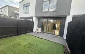 2/10a McLean Street, Linwood
