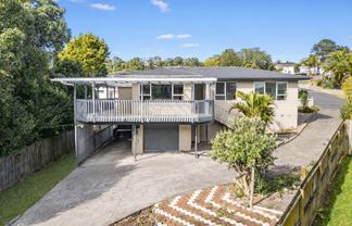 21 Celeste Place, Totara Vale