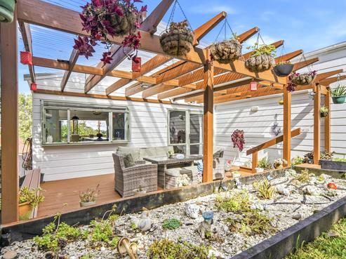 2/18 Spencer Road, Pinehill