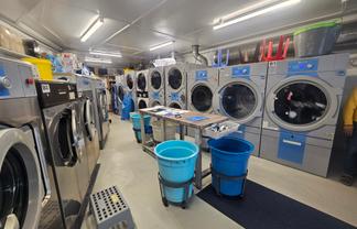 SERVICED LAUNDROMAT BUSINESS FOR SALE