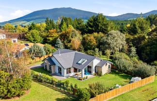 32 and 34 Ngahana Place, Turangi
