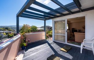 97 Easther Crescent, Kew