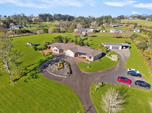 415 Duck Creek Road, Stillwater