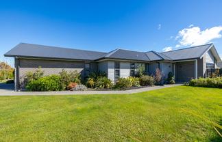 3 Endelave Way, Carterton