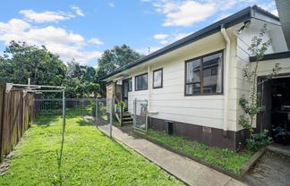397 Roscommon Road, Manurewa