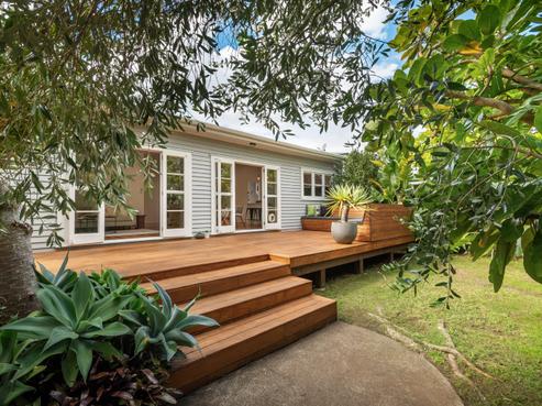 7 Knight Avenue, Mount Albert