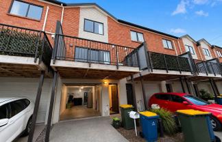 191/172 McLeod Road, Te Atatu South
