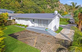 8 Matirerau Street, Whakatane