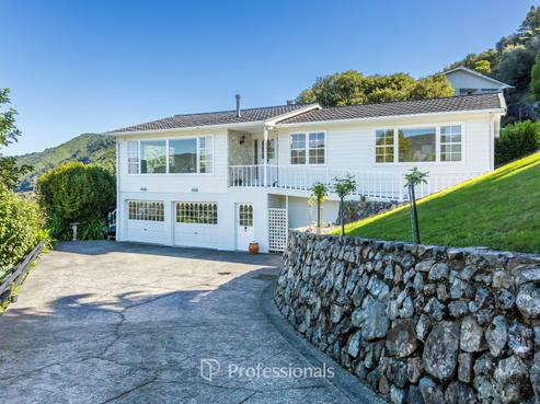 7 Alleyne Court, Brown Owl