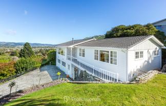 7 Alleyne Court, Brown Owl