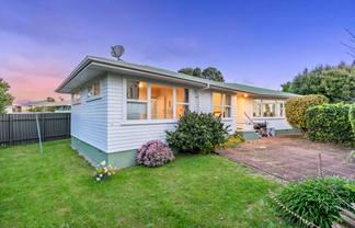 67 Te Kanawa Crescent, Henderson