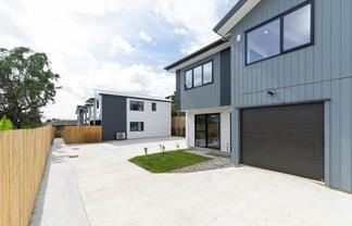 2,3,4/43 Savoy Road, Glen Eden