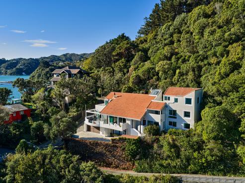 5 Rangiuru Road, Mahina Bay