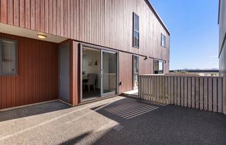 107 Woodridge Drive, Woodridge