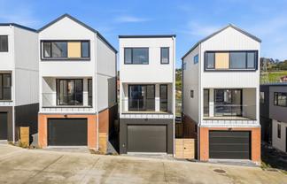 16 Vista Estate Boulevard, Flat Bush