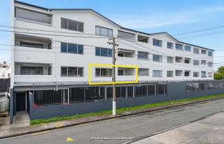 1B/38 Princes Street, Onehunga