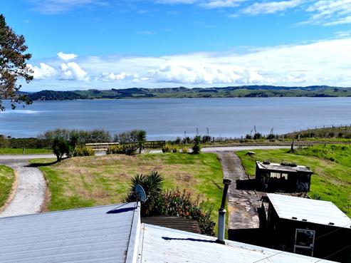 116 Shegadeen Road, Wharehine