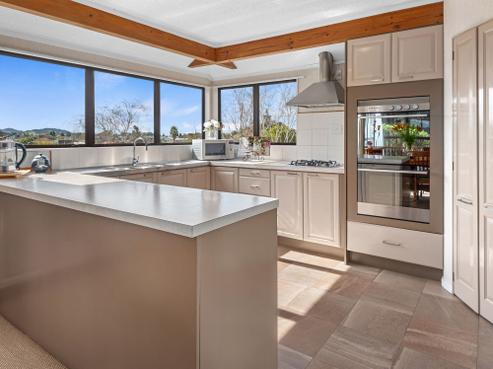 3 Magnolia Avenue, Kamo