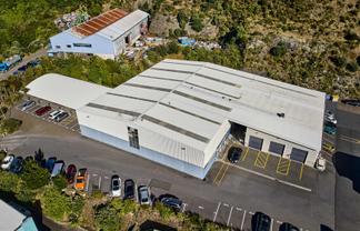 Expansive High-Stud Warehouse in Prime Ngauranga