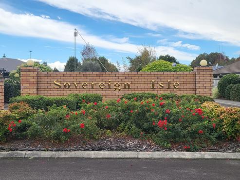 7 Sovereign Isle Lane, Rototuna
