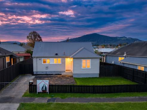 21 Miller Street, Glenholme