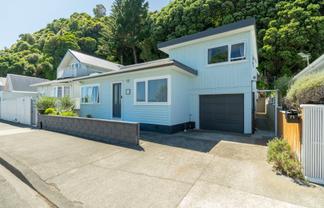 71 Muritai Road, Eastbourne