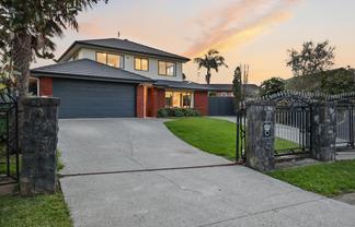 35 Peninsula Road, Mangere