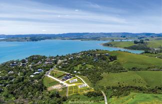 123 Greenslade Road, Waikokowai Lane, Raglan