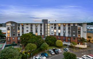 2G/10 Crown Lynn Place, New Lynn